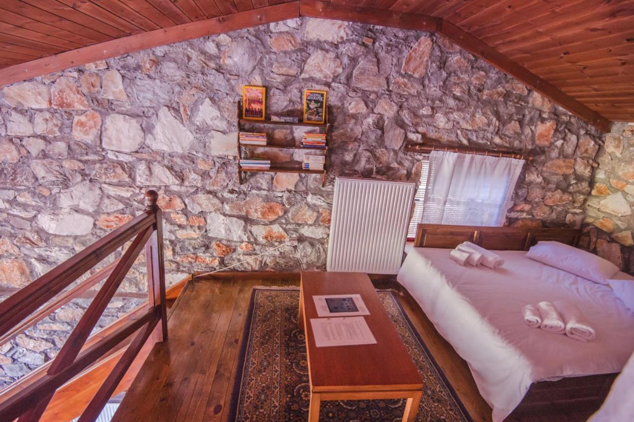 Stonehouse 2 Bedroom Chalet On Olympus Amazing View Petra  Exterior photo